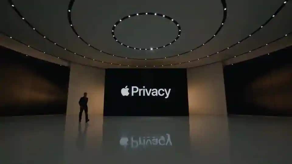 Bảo vệ dữ liệu người dùng vẫn luôn là điểm được Apple nhấn mạnh. Ảnh: Apple.